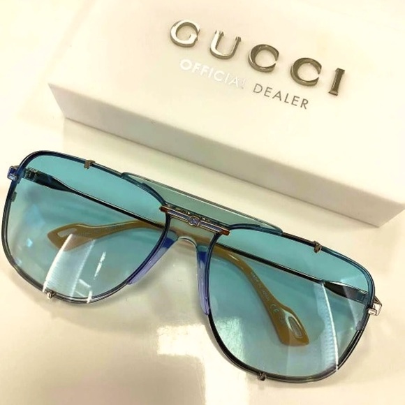 Authentic Gucci sunglasses - Picture 1 of 11